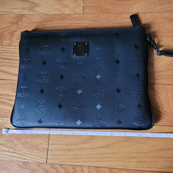 Authentic MCM Black Clutch - Picture 7 of 8